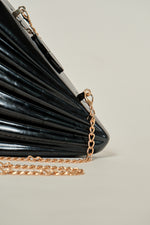 FAN SHELL CLUTCH BAG